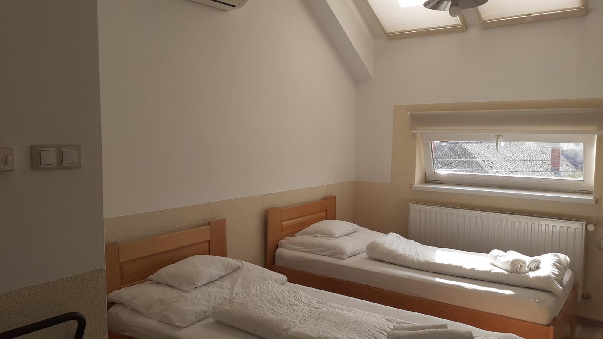 Oazis Hotel*** Nagykanizsa Zewnętrze zdjęcie